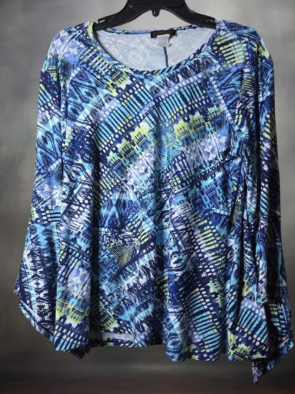 Women’s Blue Abstract Print Long-Sleeve Tee by